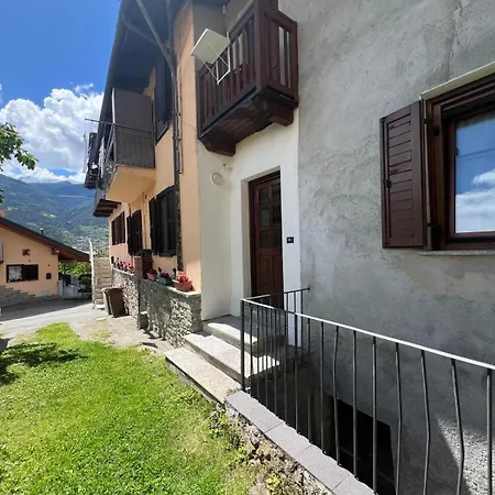 Caosta - Idromassaggio Tra Relax E Natura Ad Apartment Aosta